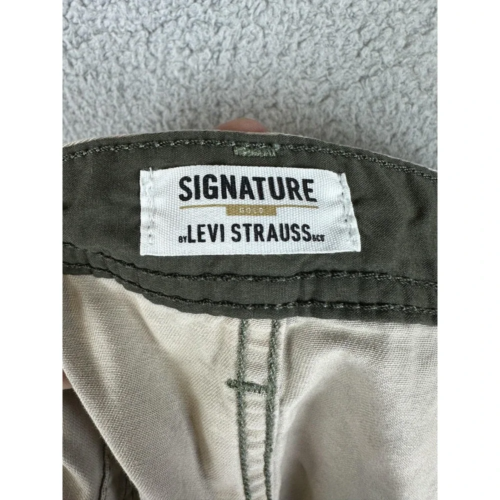 Signature by Levi Strauss Shorts Mens W40 Green Camouflage Cargo Classic Cotton